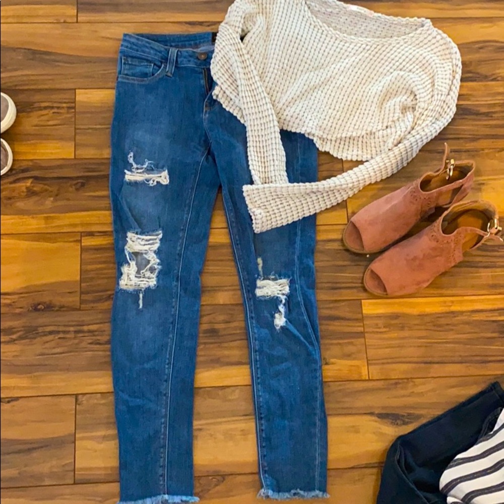 Both items for sale! Just black skinny jeans